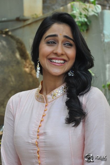 Regina-Cassandra-at-Hare-Rama-Hare-Krishna-Movie-Opening